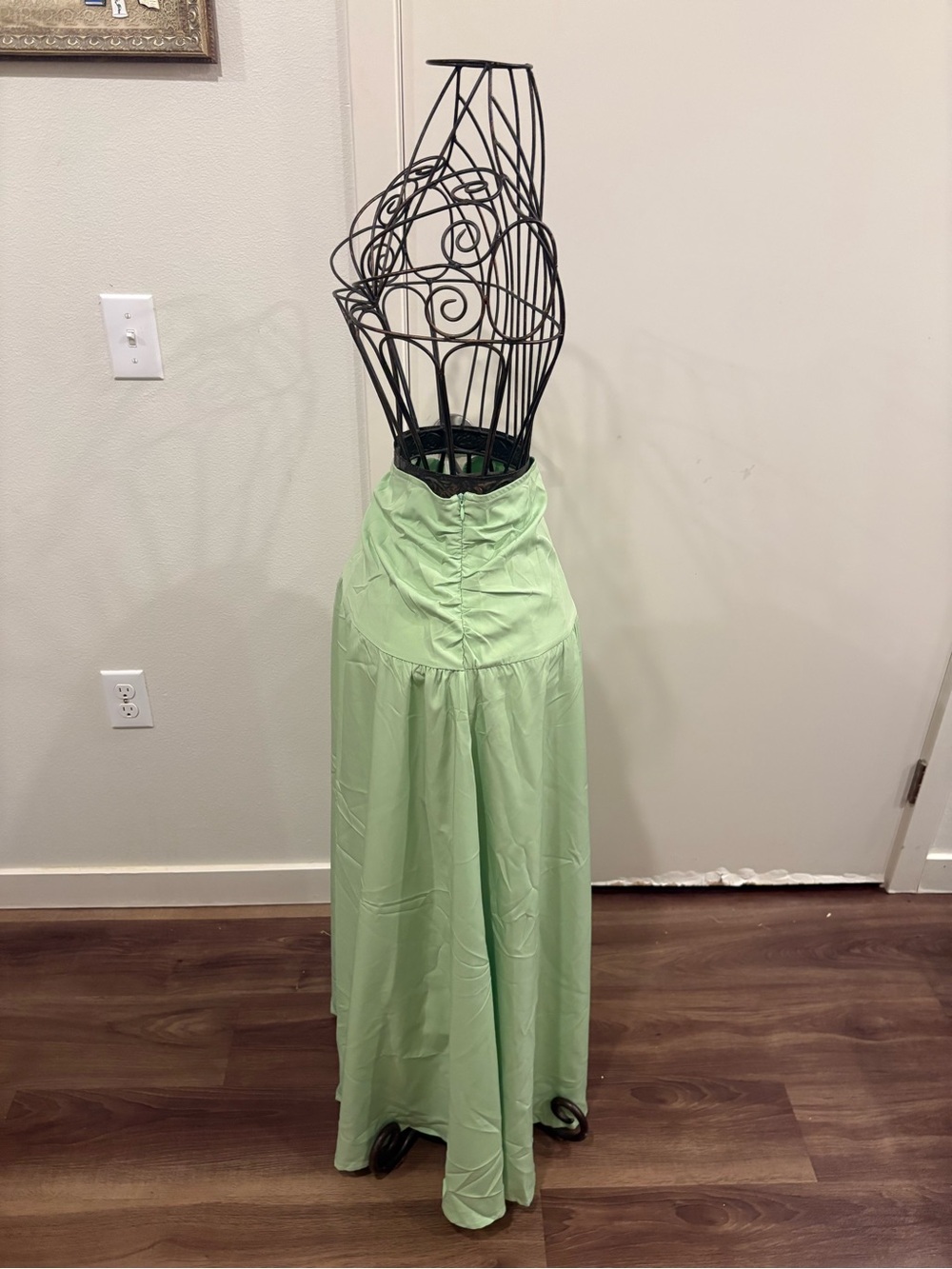 Floral Pink Ruffle Tiered V-Neck Dress with open back. - Picture 8 of 8